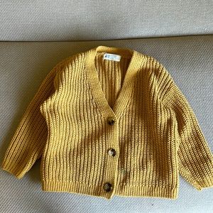 Girls sweater